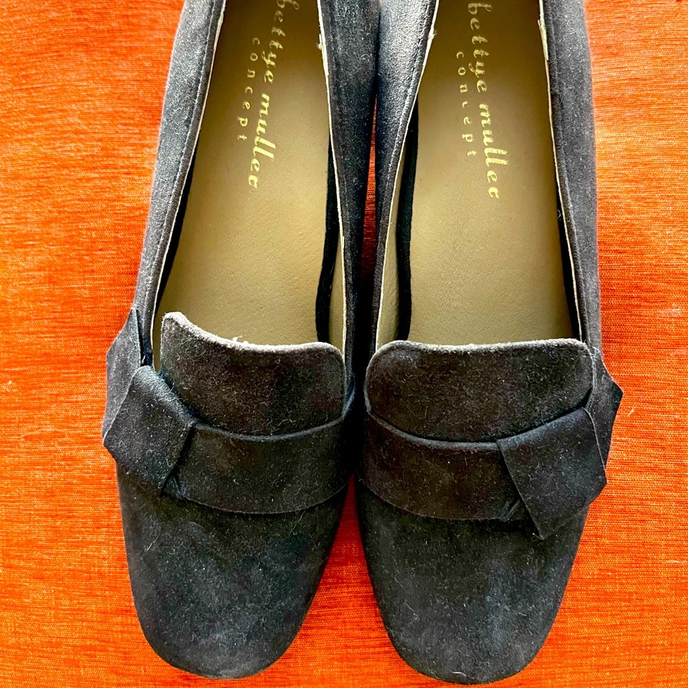 Bettye Muller brown suede loafers, size 8. Never worn